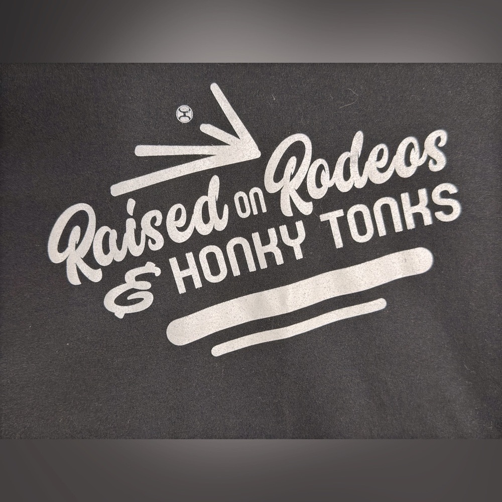 “Raised on Rodeos and Honkytonks” soft t-shirt Hooey Brand Woman’s XXL Rare  NFR